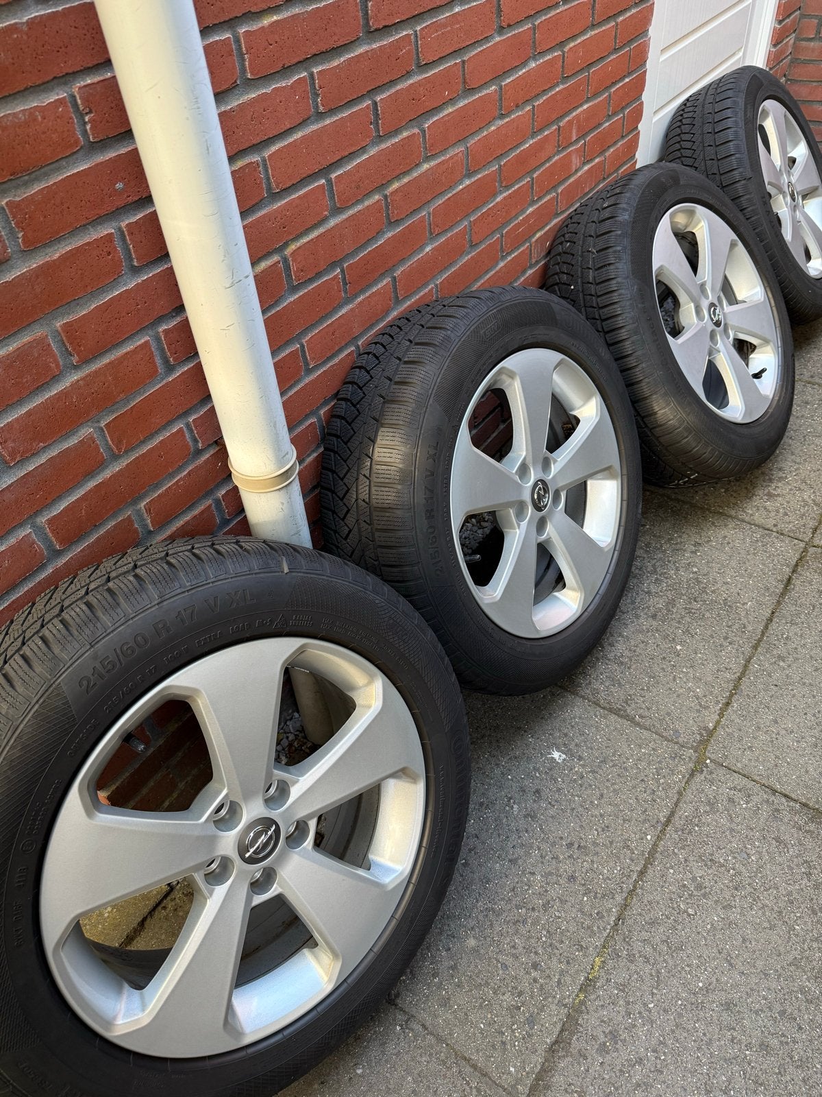 Opel Mokka 2015 Continental WinterContactXL winterbanden, Ophalen, Banden en Velgen, 17 inch, Winterbanden