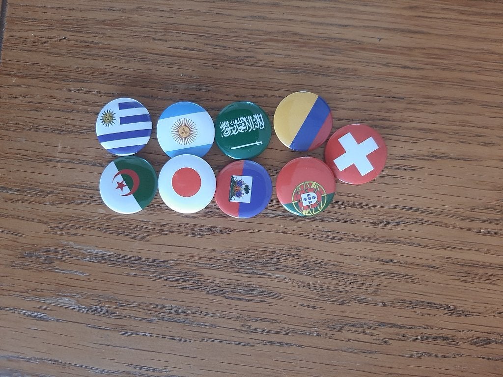 te koop wk buttons, Dekamarkt, Ophalen of Verzenden