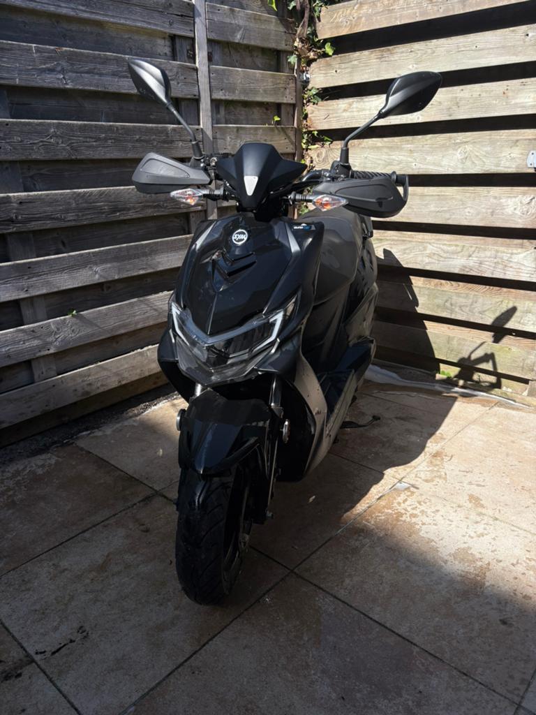 Sym jet 4rx, Fietsen en Brommers, Scooters | SYM, Ophalen, Overige modellen, Maximaal 45 km/u, Zo goed als nieuw