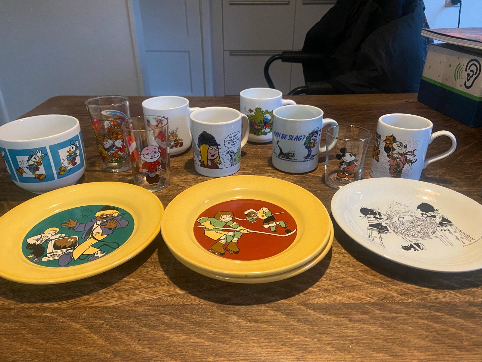 Vintage Serviesgoed: Bekers, Glazen en Borden met Cartoonfig, Huis en Inrichting, Gebruikt, Overige merken, Keramiek, Overige typen
