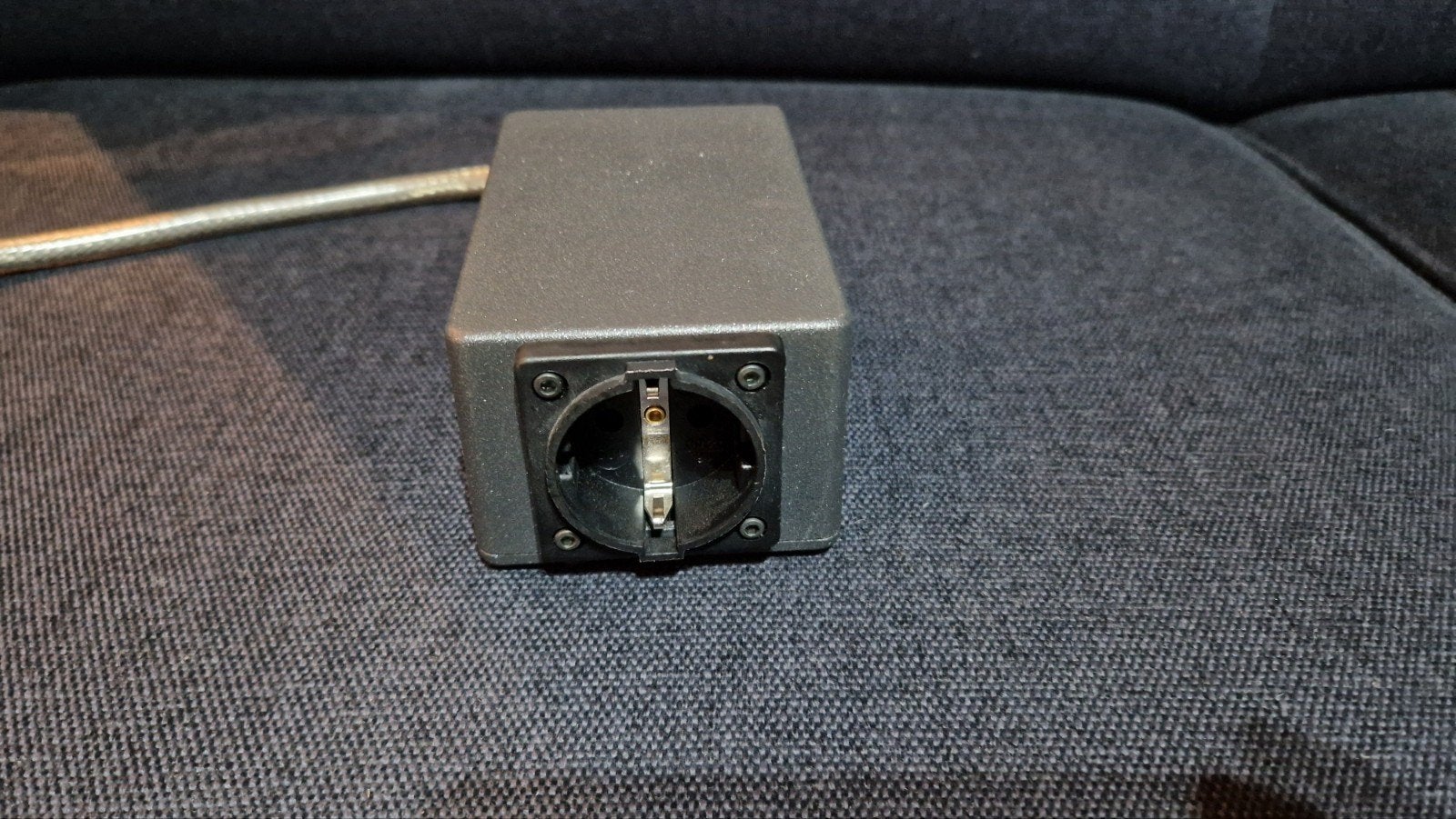 Tomanek DCB1 DC Filter / DC Blocker + hoogwaardige kabel, Ophalen of Verzenden, Zo goed als nieuw, Minder dan 2 meter, Overige kabels