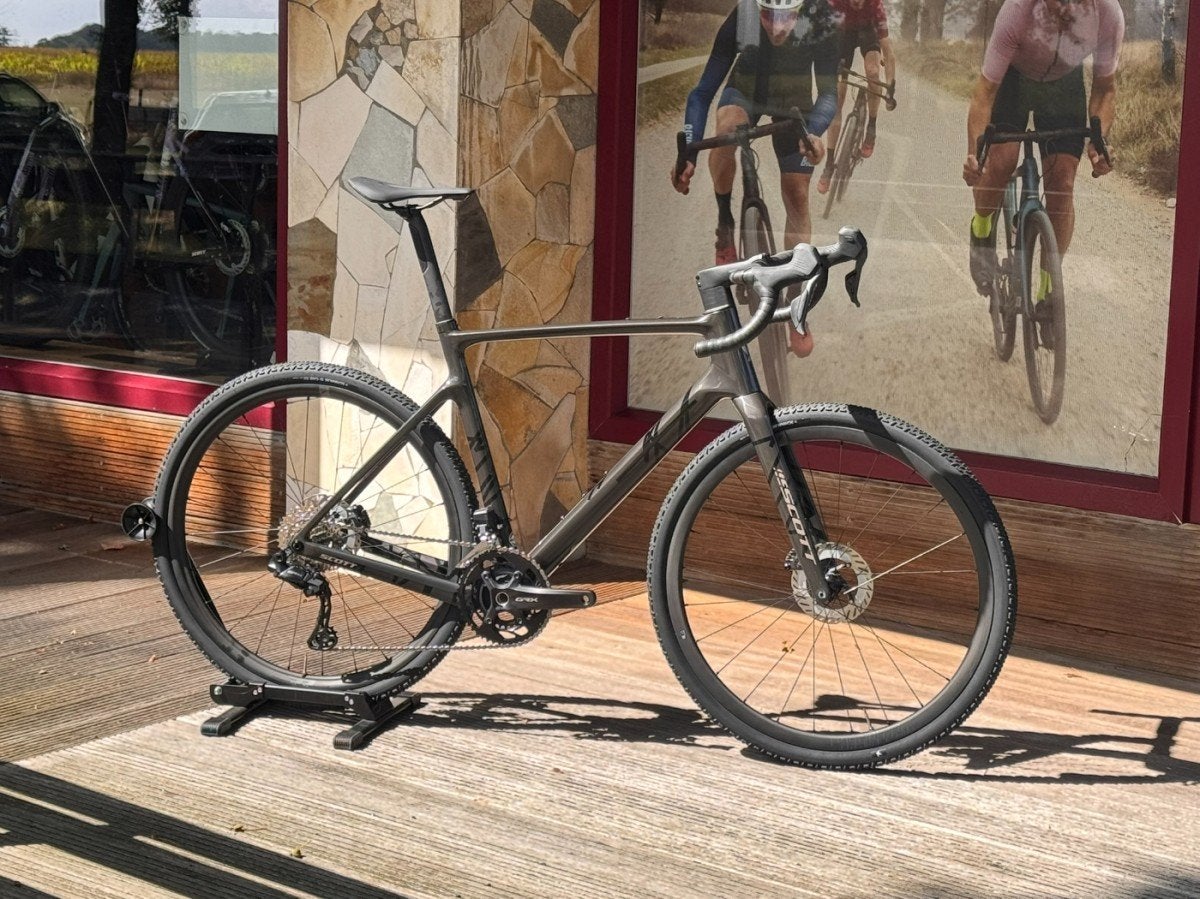 ACTIE: Scott Addict Gravel 15, 28 inch, Carbon, -, -