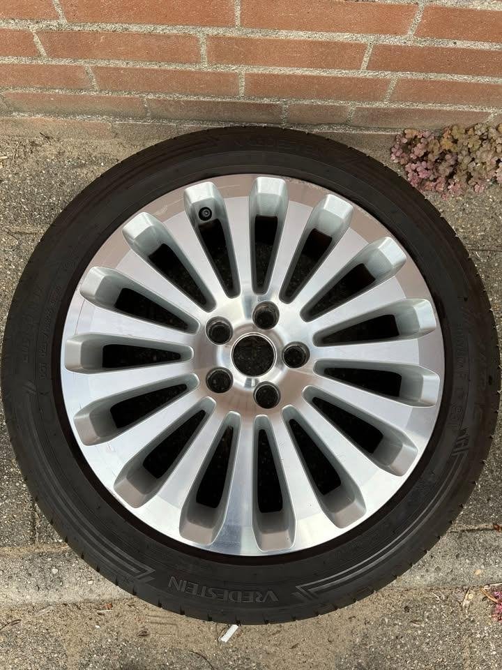 4 Stuks Ford C-max/Focus2 Titanium Velgen + z.g.a.n. Banden!, Auto-onderdelen, Banden en Velgen, Ophalen, Gebruikt, Banden en Velgen