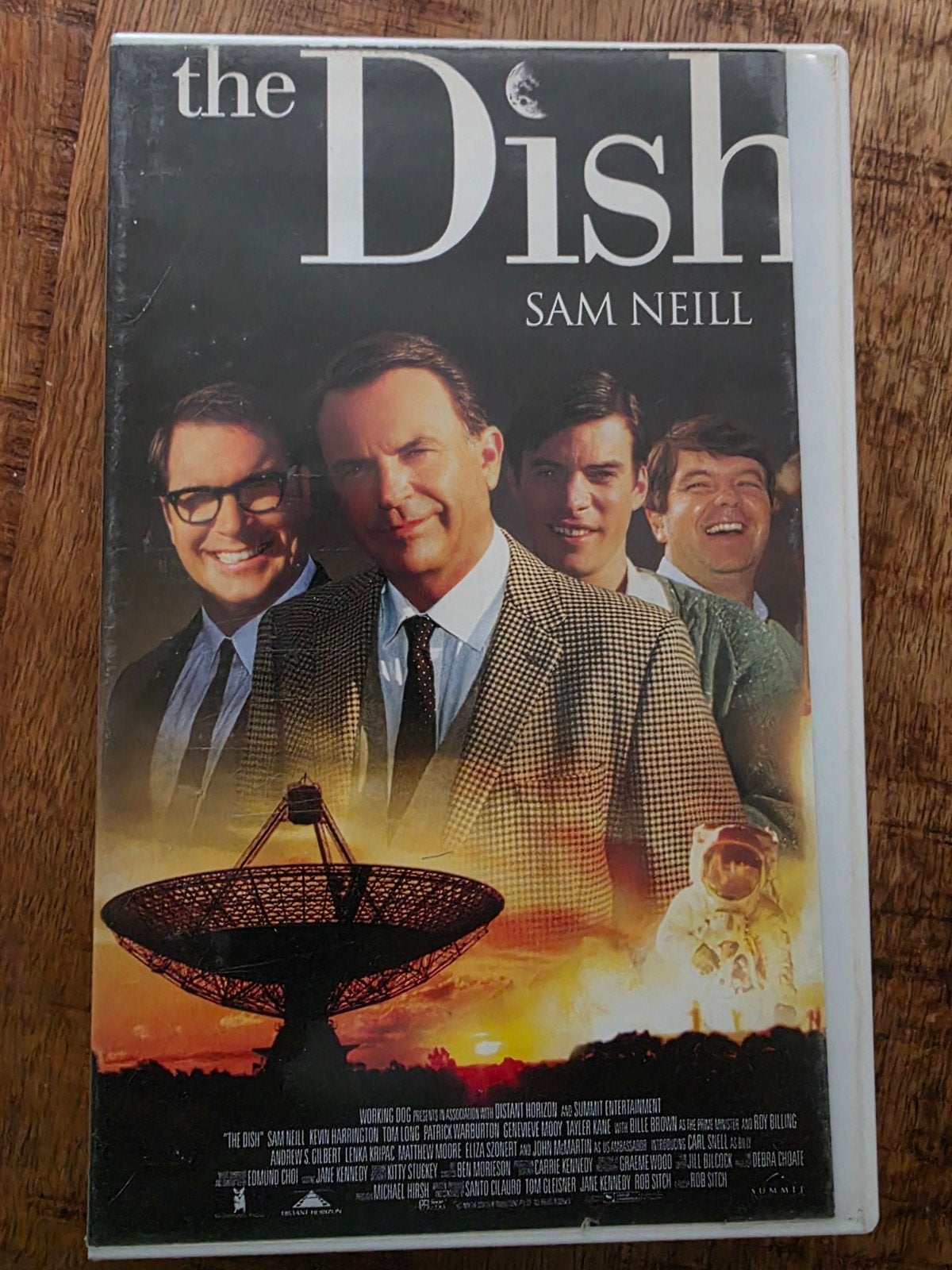 The Dish VHS - Komedie over de maanlanding, Cd's en Dvd's, VHS | Film, Gebruikt, Komedie, Vanaf 12 jaar, Ophalen of Verzenden