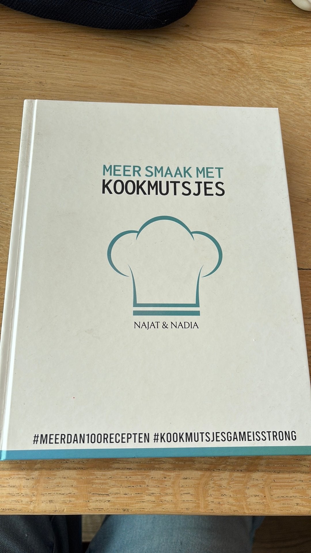Najat Yachou - Meer smaak met Kookmutsjes, Boeken, Italië, Ophalen of Verzenden, Zo goed als nieuw, Najat Yachou; Nadia Yachou