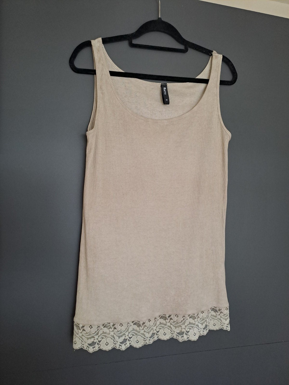 Flame Top Nieuw!, Kleding | Dames, Maat 38/40 (M), Flame, Beige, Nieuw