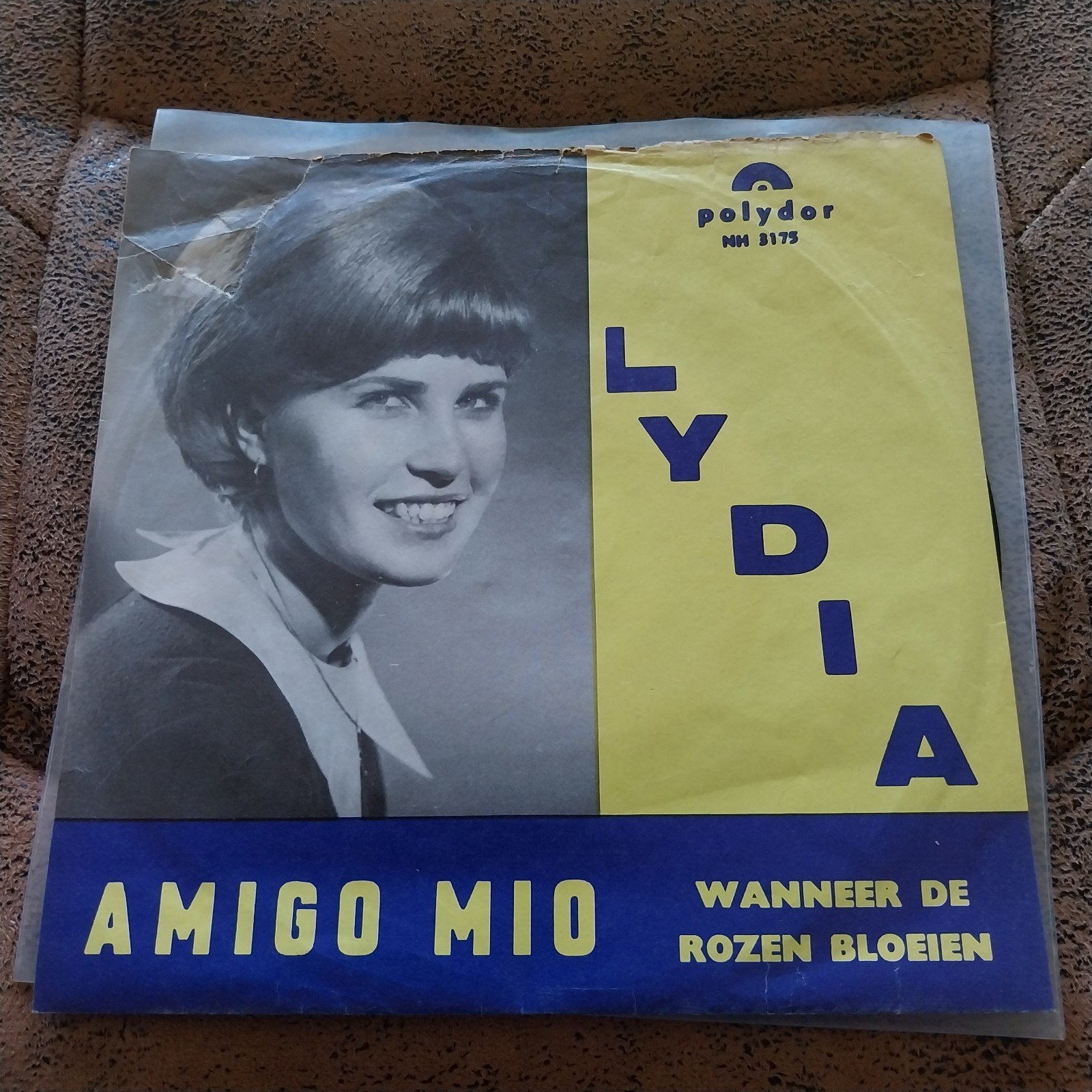 Lydia - Amigo Mio / Wanneer de Rozen Bloeien (7 inch), Gebruikt, 7 inch, Ophalen of Verzenden, EP