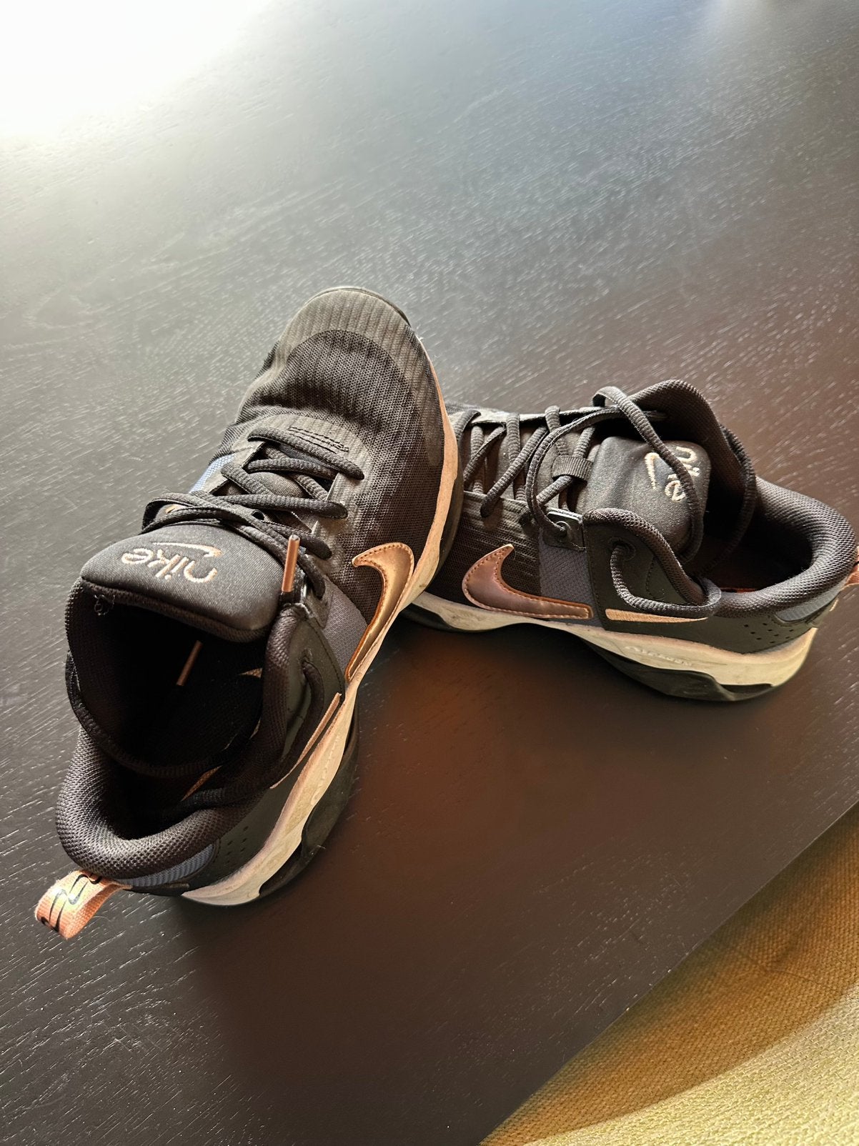 Dames sneakers Nike Air Zoom Bella mt 38,5 zo goed als nieuw, Ophalen of Verzenden, Zo goed als nieuw, Zwart, Sneakers of Gympen