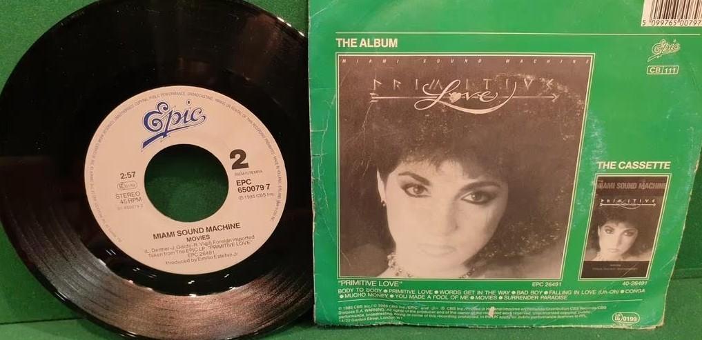 Miami Sound Machine - Words Get In The Way Single gebruikt, Cd's en Dvd's, Vinyl Singles, Beschermende buitenhoes, Ophalen of Verzenden