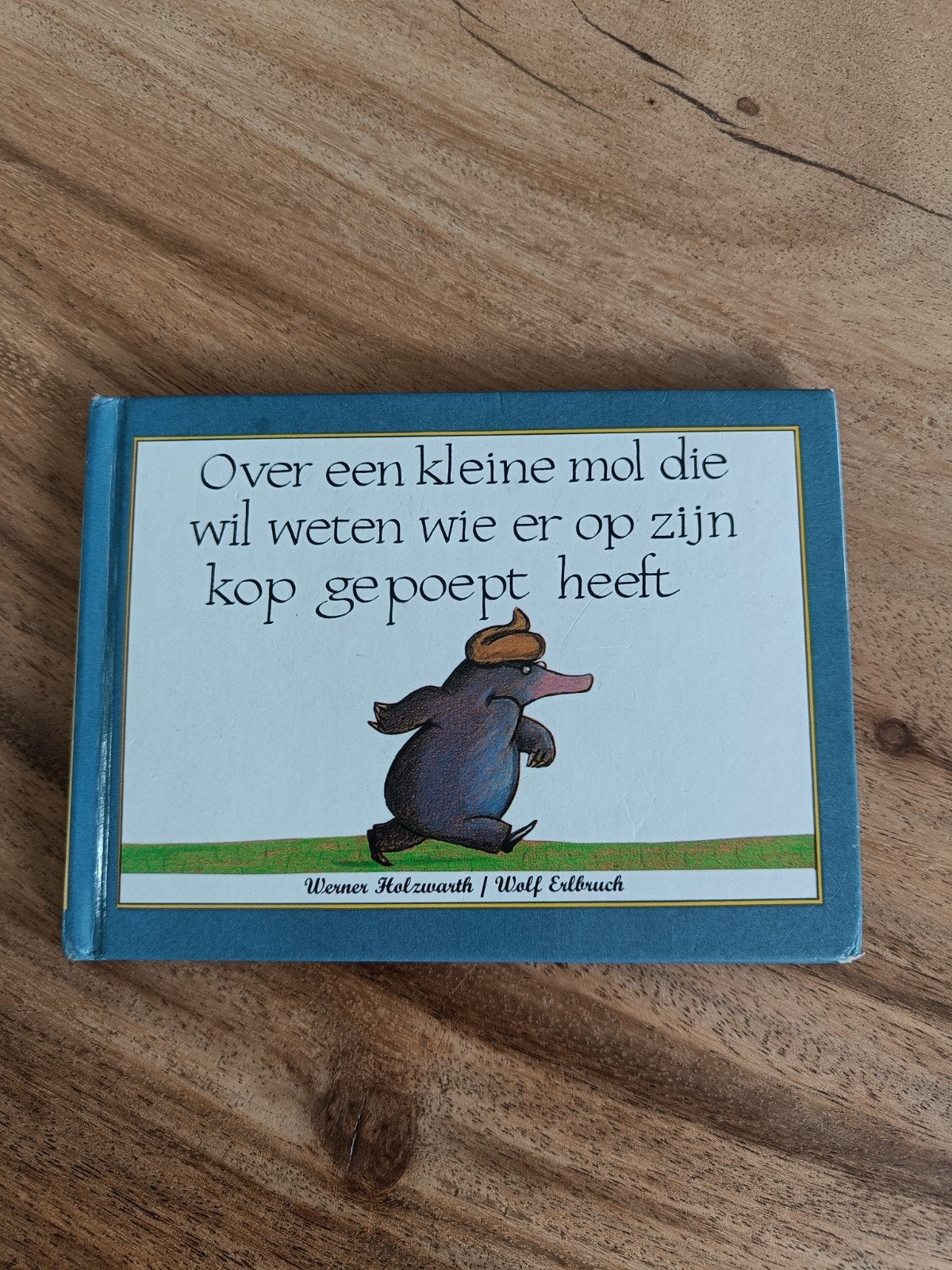 Over een kleine mol die wil weten wie er op zijn kop, Boeken, Fictie algemeen, Jongen of Meisje, Ophalen of Verzenden, Zo goed als nieuw