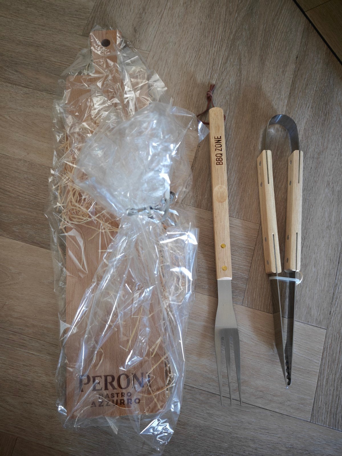 Peroni Nastro Azzurro serveerplank borrelplank met bestek, Huis en Inrichting, Keuken | Bestek, Los bestek, Nieuw, Ophalen of Verzenden