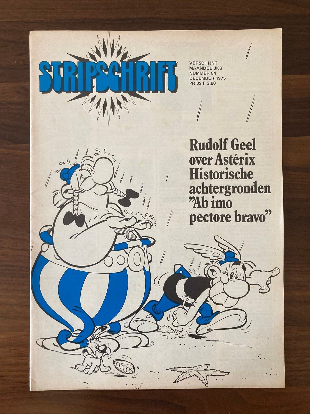 Stripschrift nummer 84 / 1975 - Asterix Cover, Boeken, Eén stripboek, Ophalen of Verzenden, Gelezen