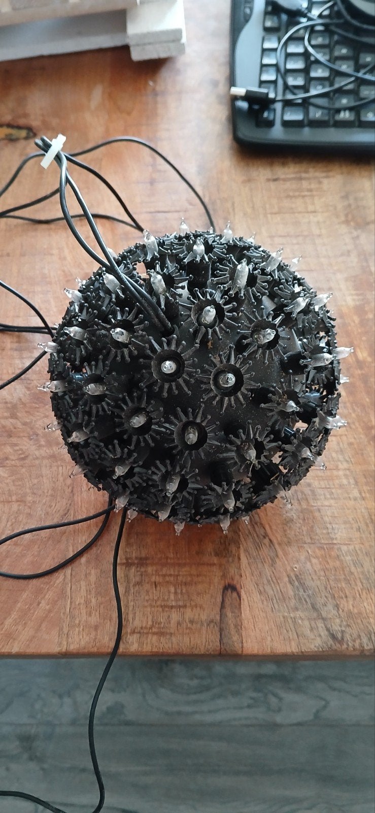 leuk voor de kerstdagen  zwarte bollamp, Ophalen of Verzenden, Zo goed als nieuw, Kunststof, Overige typen
