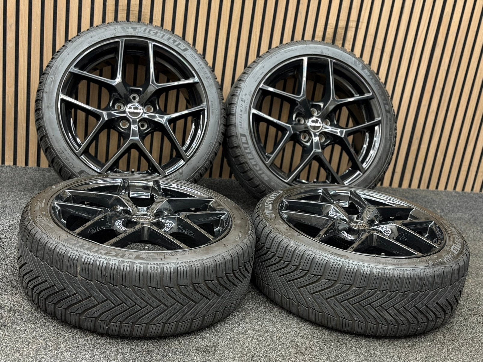 17 inch Borbet Y - Polo Fabia 5x100 ET45 Michelin 205/45/17, Auto-onderdelen, Banden en Velgen, Ophalen, ., Banden en Velgen, 17 inch