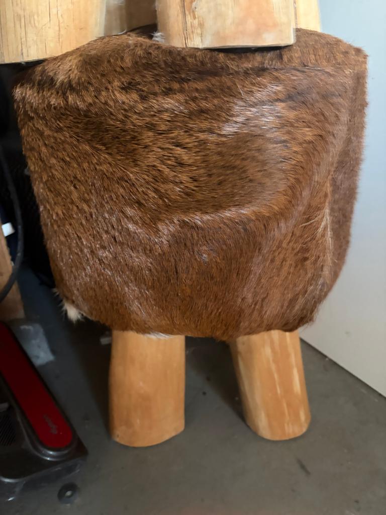 Unieke krukjes van hout en vacht, Ophalen of Verzenden, Zo goed als nieuw, Hout