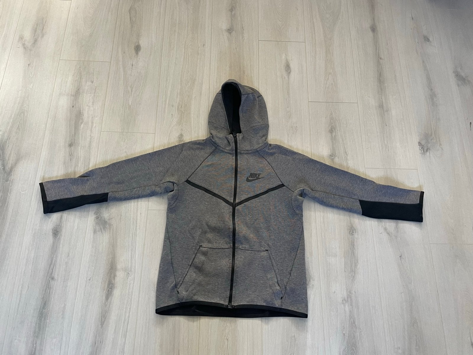 Nike Tech Fleece Hoodie Grijs - Gedragen, Ophalen of Verzenden, Grijs, Gedragen, Algemeen