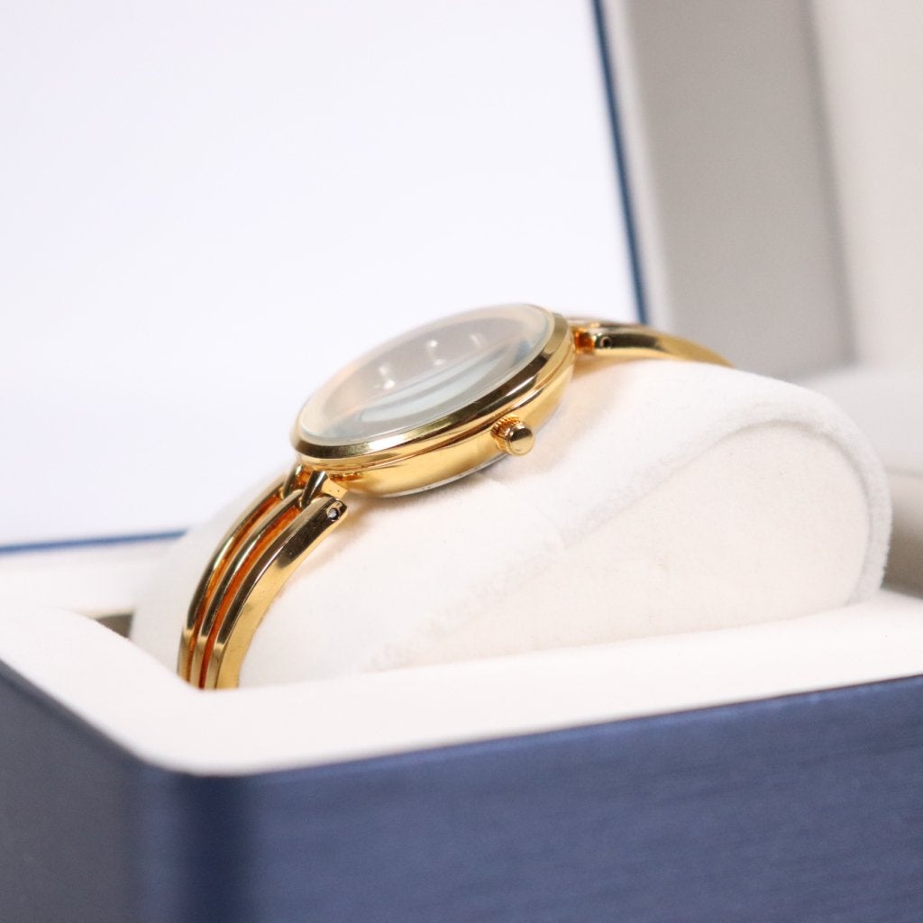 Polo Vrouwen Horloge - A Grade, Sieraden, Tassen en Uiterlijk, Horloges | Dames, Flex Ltd., Gebruikt, https://flex.com/contact-us