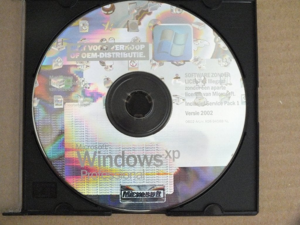 windows 95 - 2x XP prof. en meer, Computers en Software, Vintage Computers, Ophalen of Verzenden