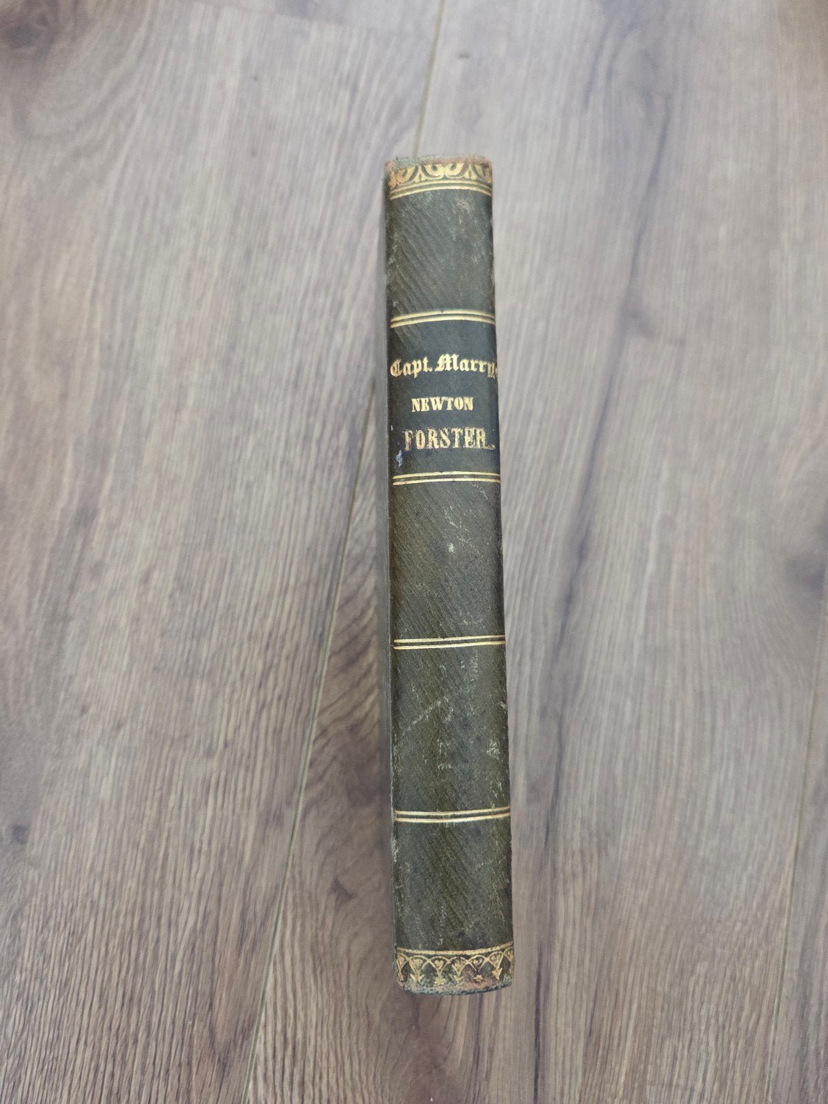 antiek Frans boek mooie kaft, Antiek en Kunst, Ophalen