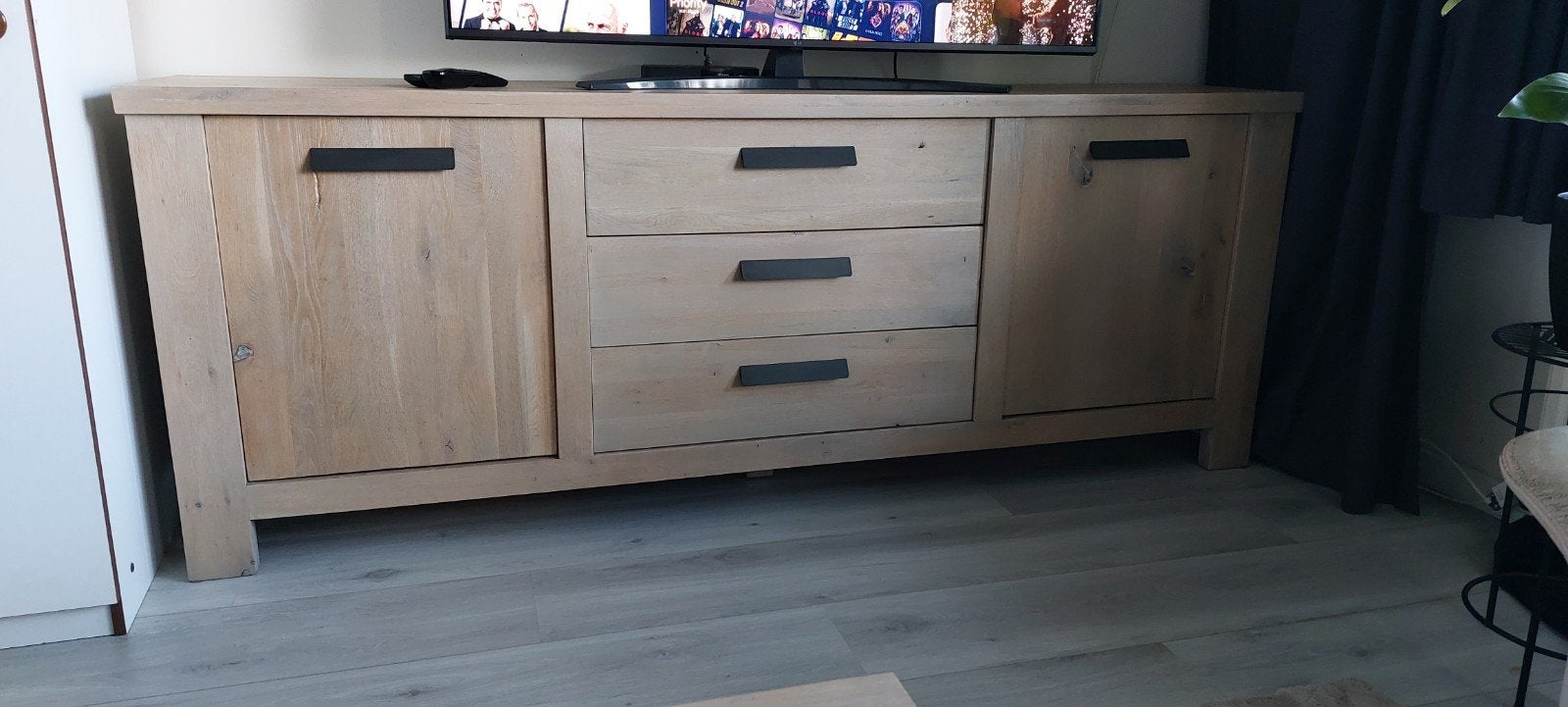 mooi eiken houten dressoir L210 x D45 x H80, Ophalen, Met lade(s), Eikenhout, Zo goed als nieuw