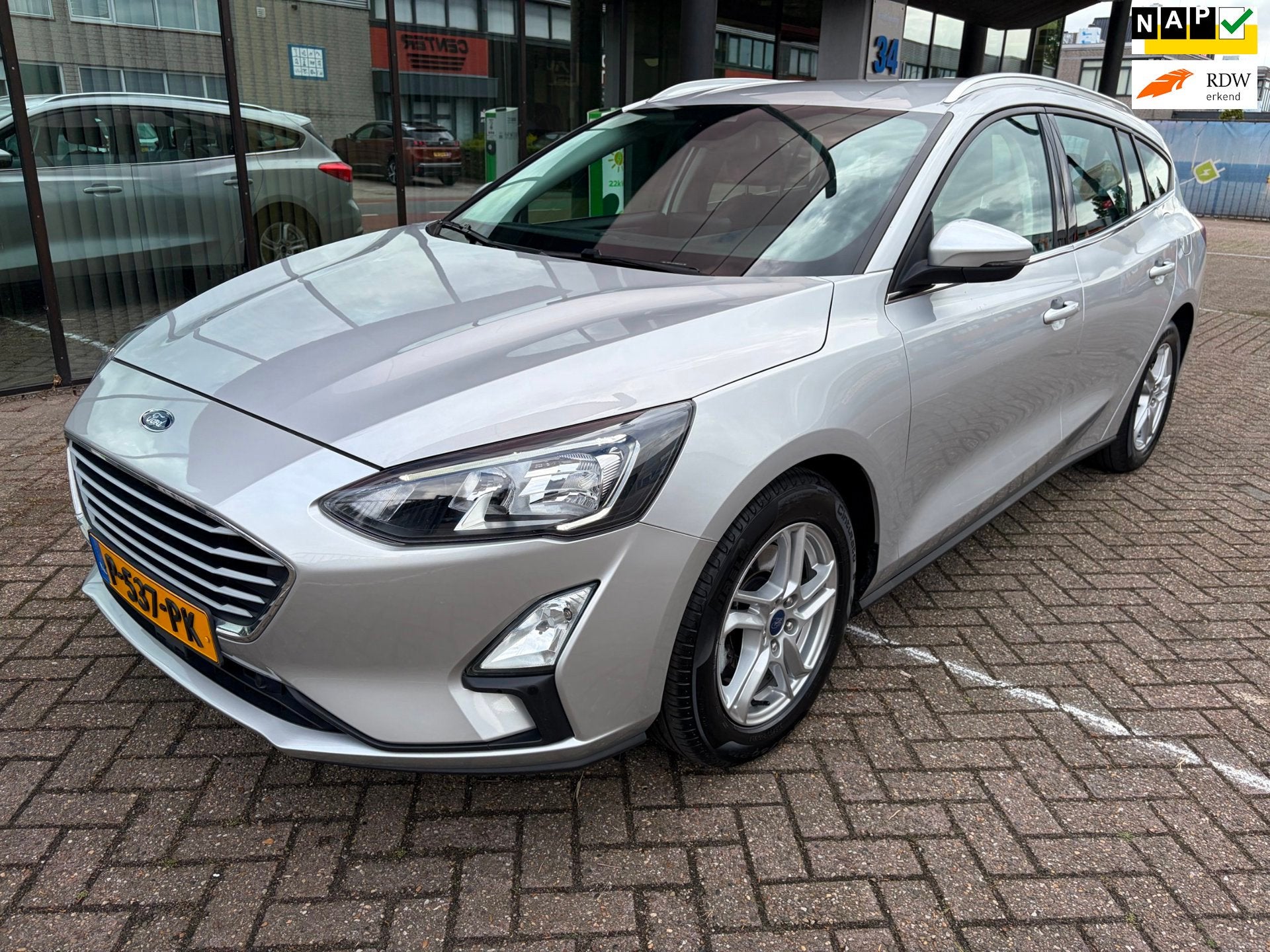 Ford Focus Wagon 1.0 EcoBoost Edition Business / Xenon / App, Auto's, Ford, Gebruikt, Euro 6, 100 pk, Origineel Nederlands