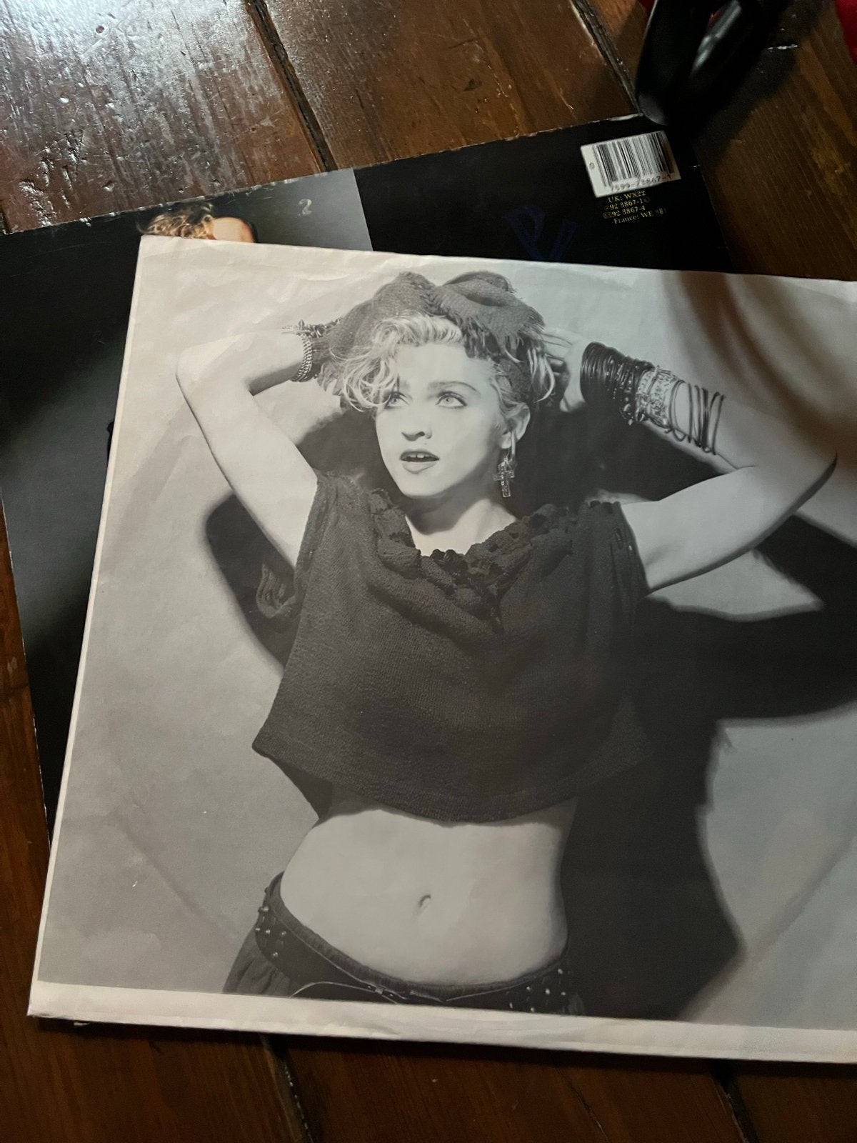 Madonna - The First Album Vinyl LP met poster, LP, Gebruikt, Ophalen of Verzenden, 12 inch