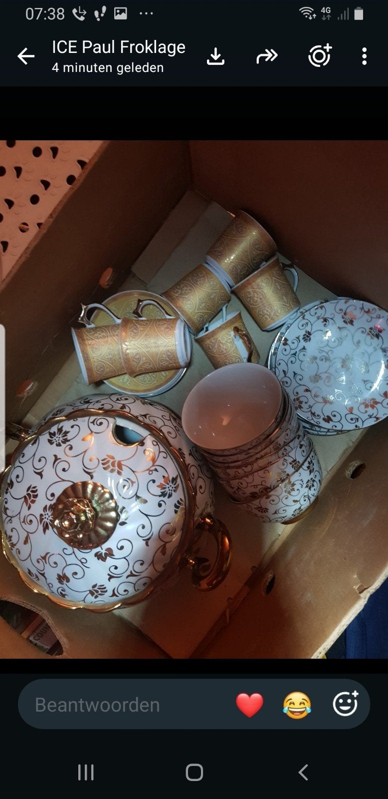 Kardarelli servies kop en schotels, 6, Huis en Inrichting, Keuken | Servies, Gebruikt, Overige merken, Klassiek, Ophalen of Verzenden