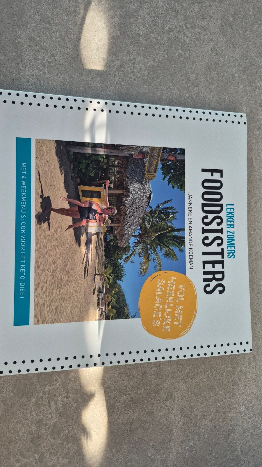 FoodSisters: Lekker Zomers - Vol met Heerlijke Salades, Boeken, Kookboeken, Janneke en Amanda Koeman, Hoofdgerechten, Gezond koken