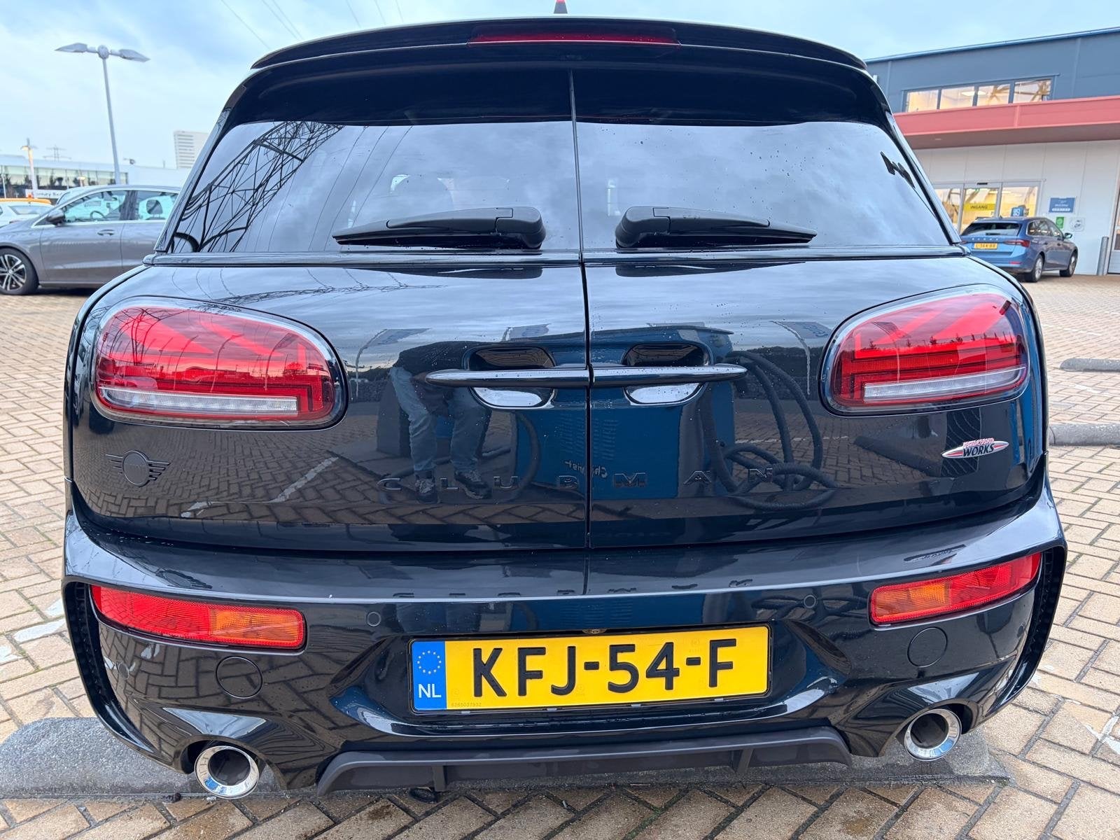 Mini Clubman 2.0 JCW 306pk All4 Aut 2022 Zwart, Auto's, 1998 cc, Clubman, 4 cilinders, Zwart