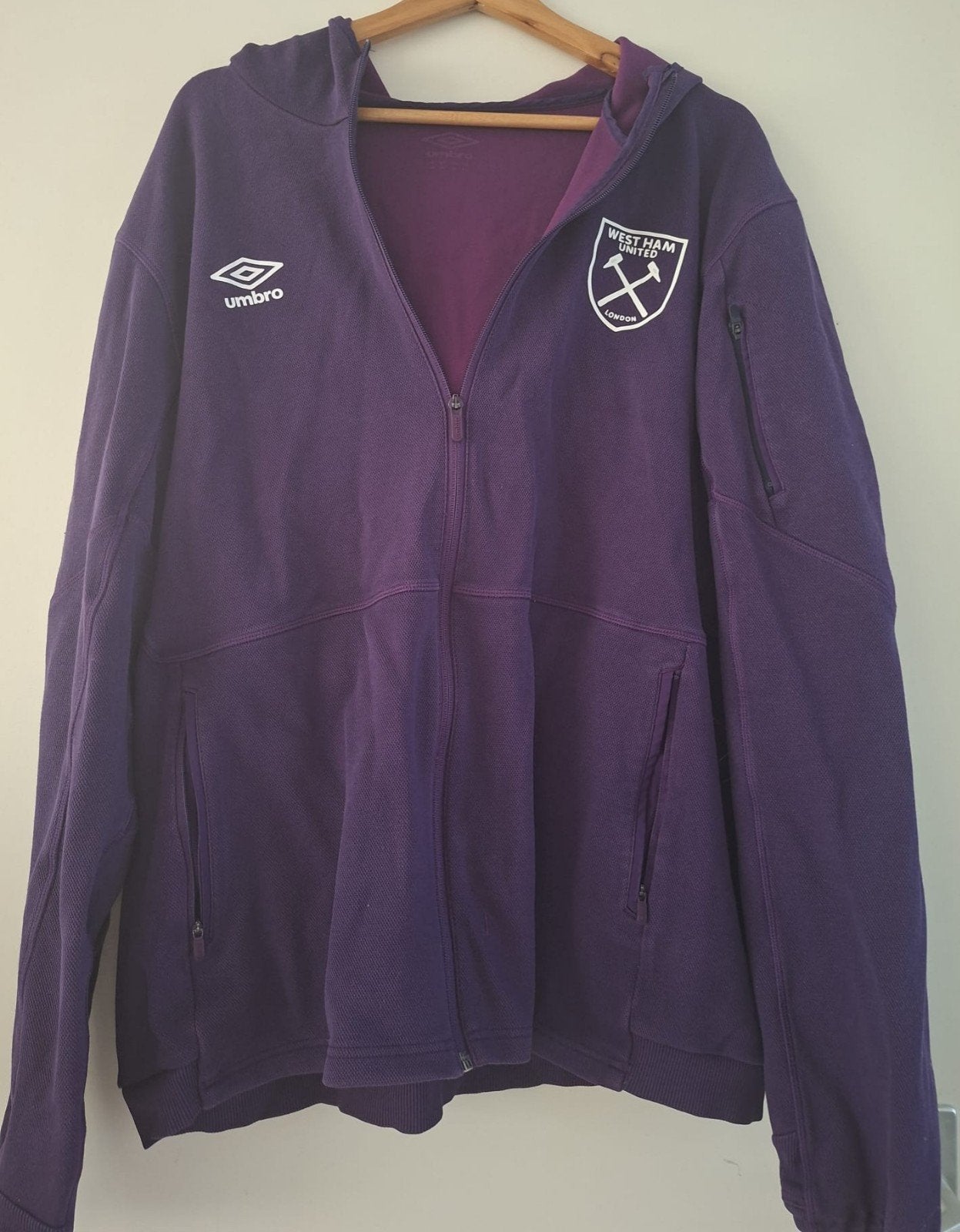 West Ham United Trainingspak, Maat 52/54 (L), Paars, Ophalen of Verzenden, Voetbal