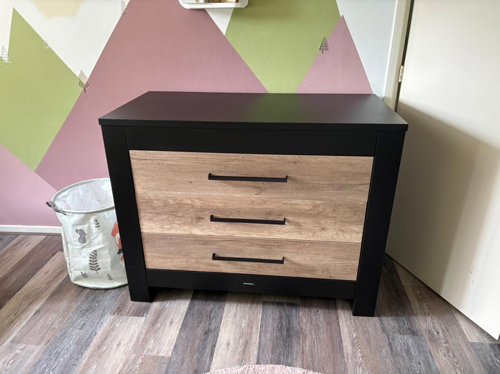 Lage kledingkast/commode, Ophalen, Zo goed als nieuw, 50 tot 75 cm