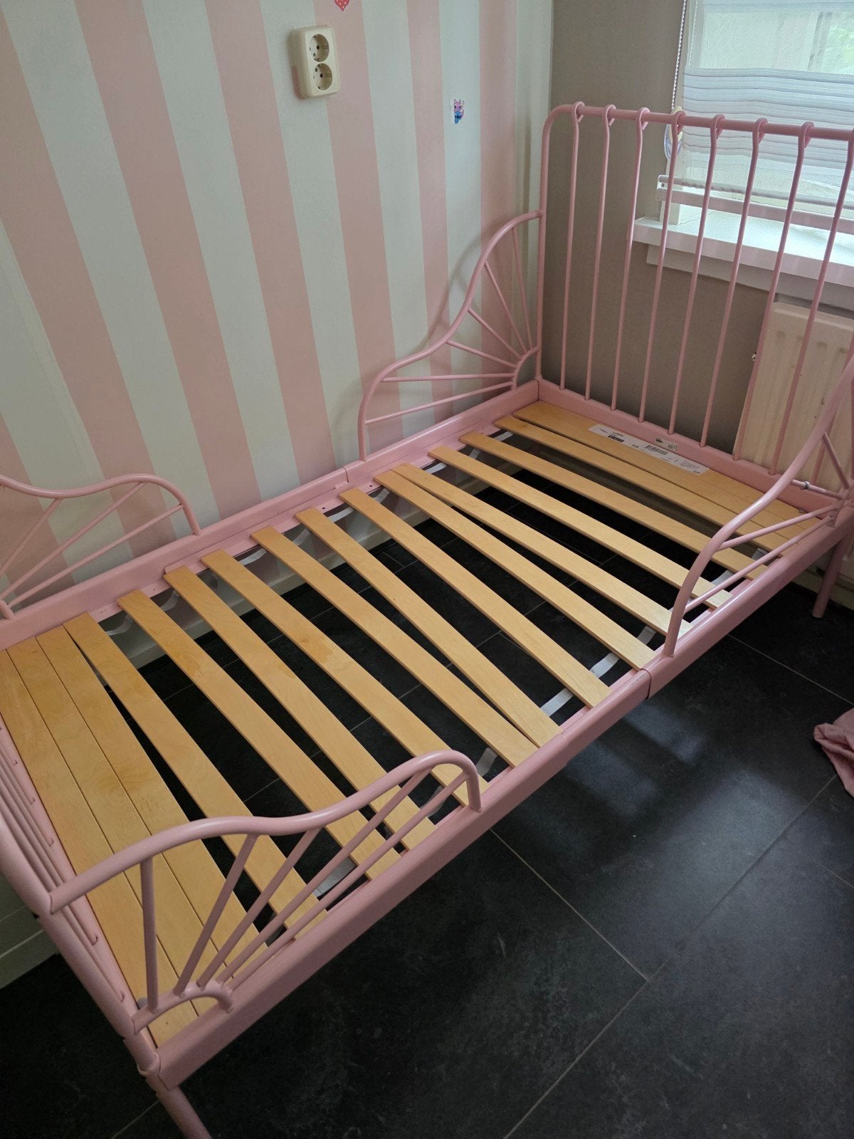 IKEA Minnen bed roze met lattenbodem, Ophalen, Gebruikt, 70 tot 85 cm, Lattenbodem