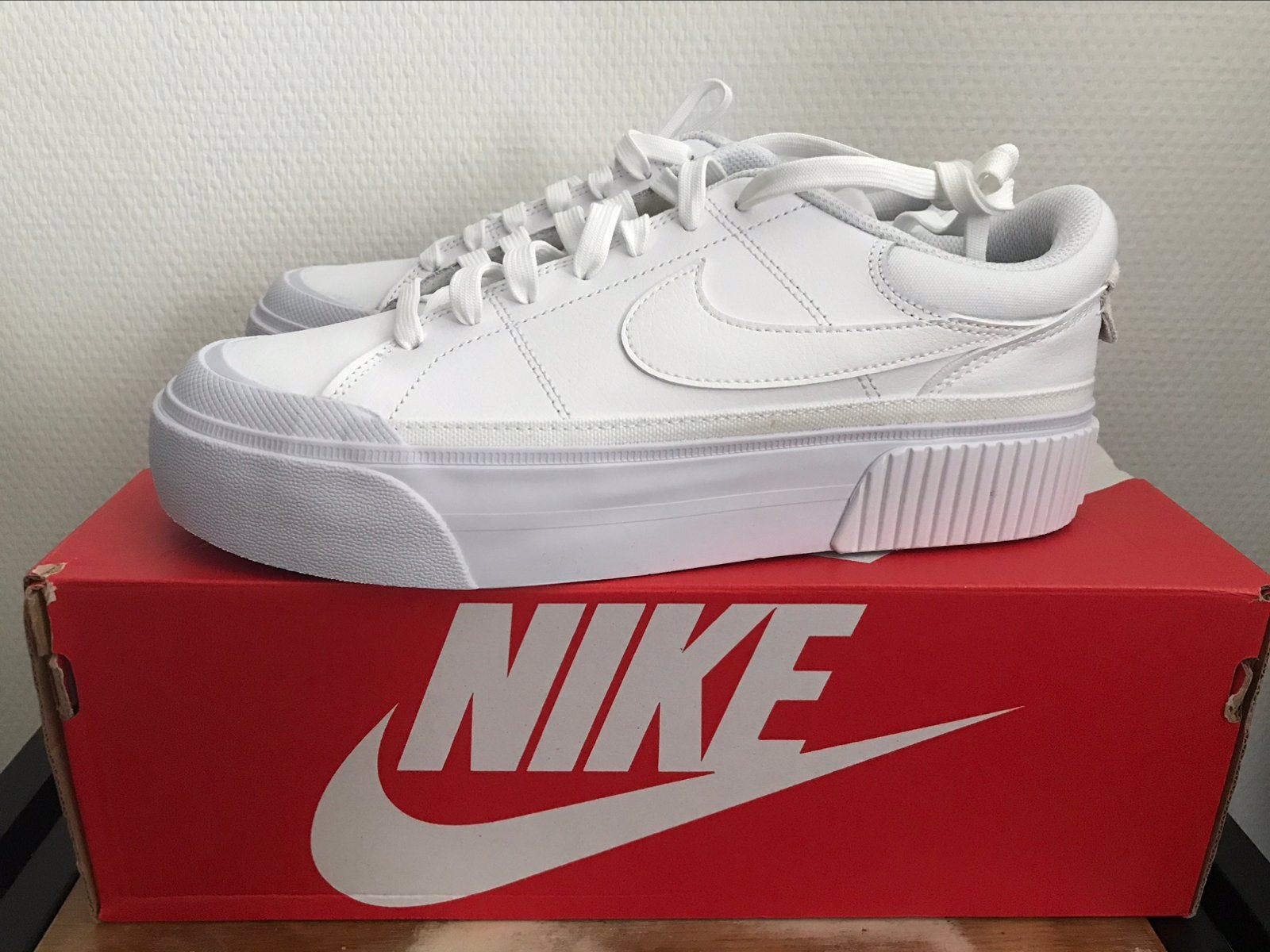 Nike wit sneakers gympen legacy fit maat 41 nieuw, Verzenden, Wit, Nike, Nieuw