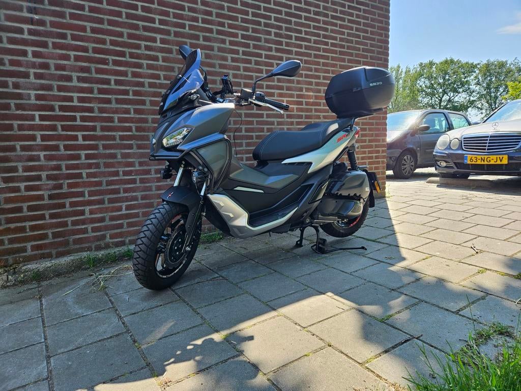 Motor scooter Aprilia SR GT 200cc, Occasion, Particulier, 200 cc, Automaat