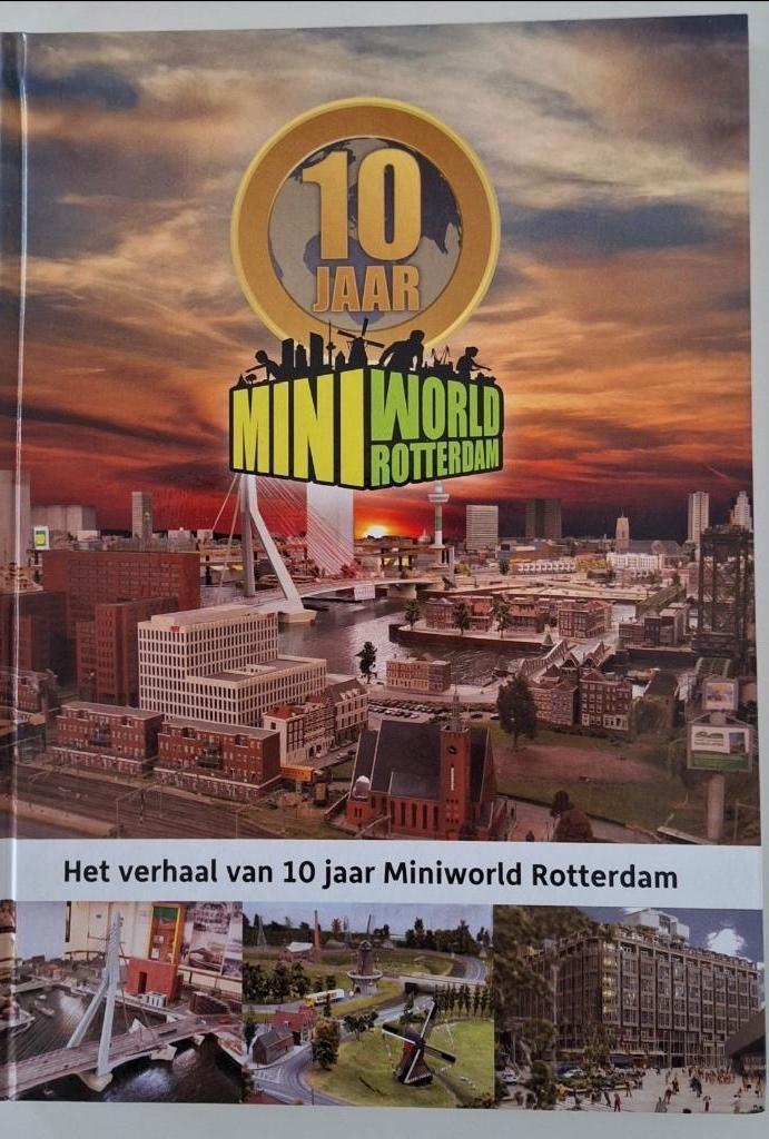 Boek 10 jaar miniworld Rotterdam, Ophalen of Verzenden, Nieuw, Sport, Hobby en Vrije tijd