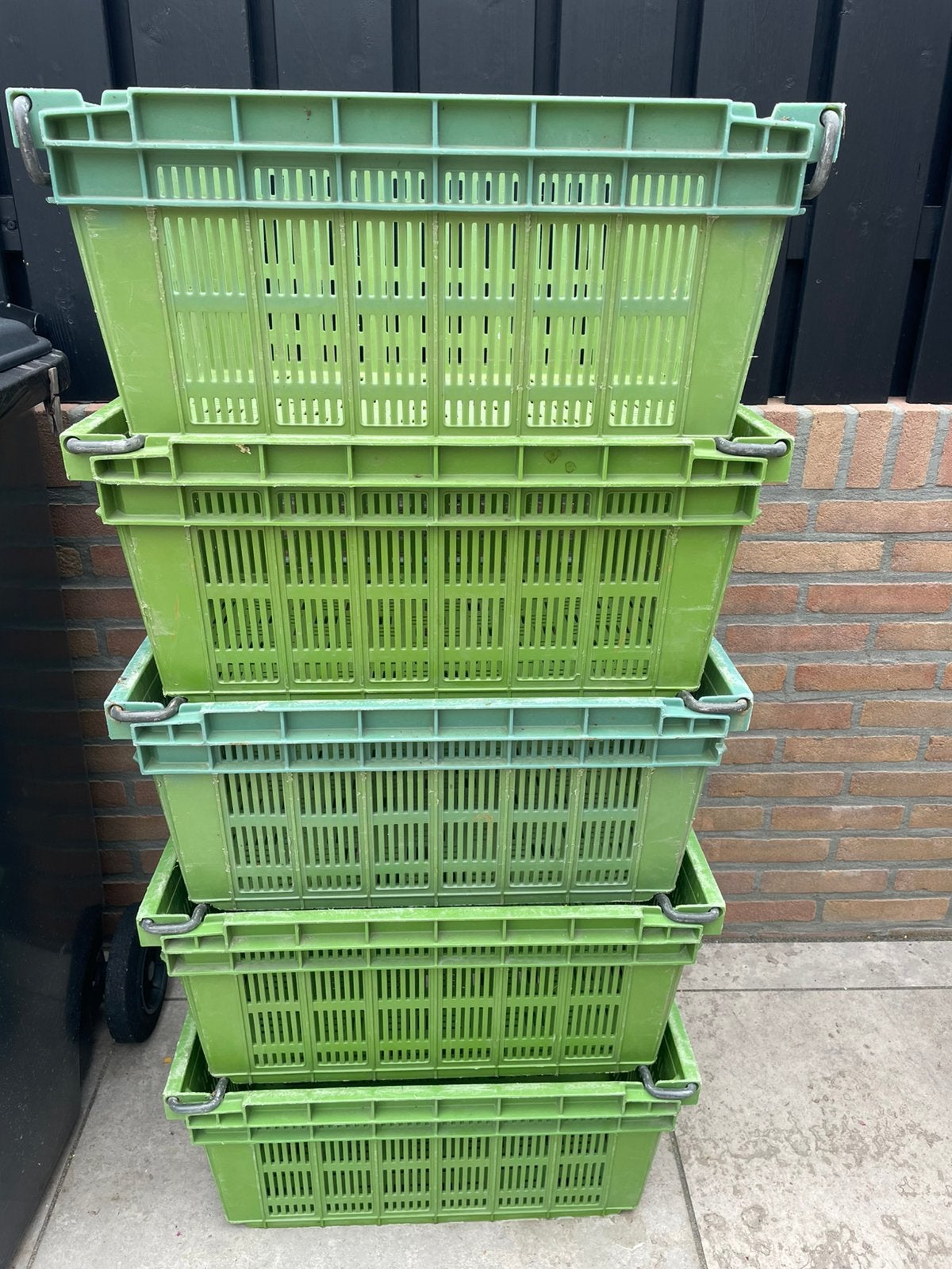 5 stuks stevige stapelbare kratten, Doe-het-zelf en Verbouw, Ophalen, Gebruikt, 50 tot 75 cm, Minder dan 35 cm