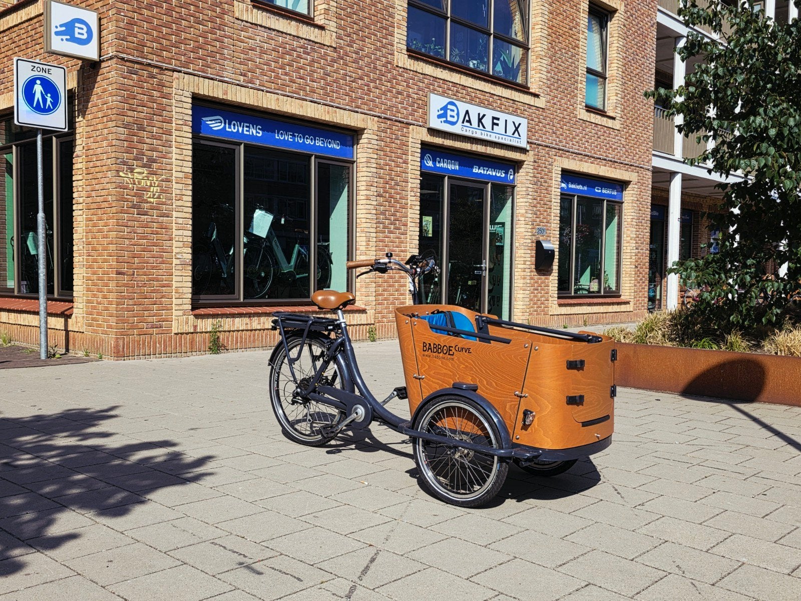 Babboe Curve/Go Dog Elektrische Bakfiets met Regentent, Fietsen en Brommers, Fietsen | Bakfietsen, Ophalen of Verzenden, Babboe