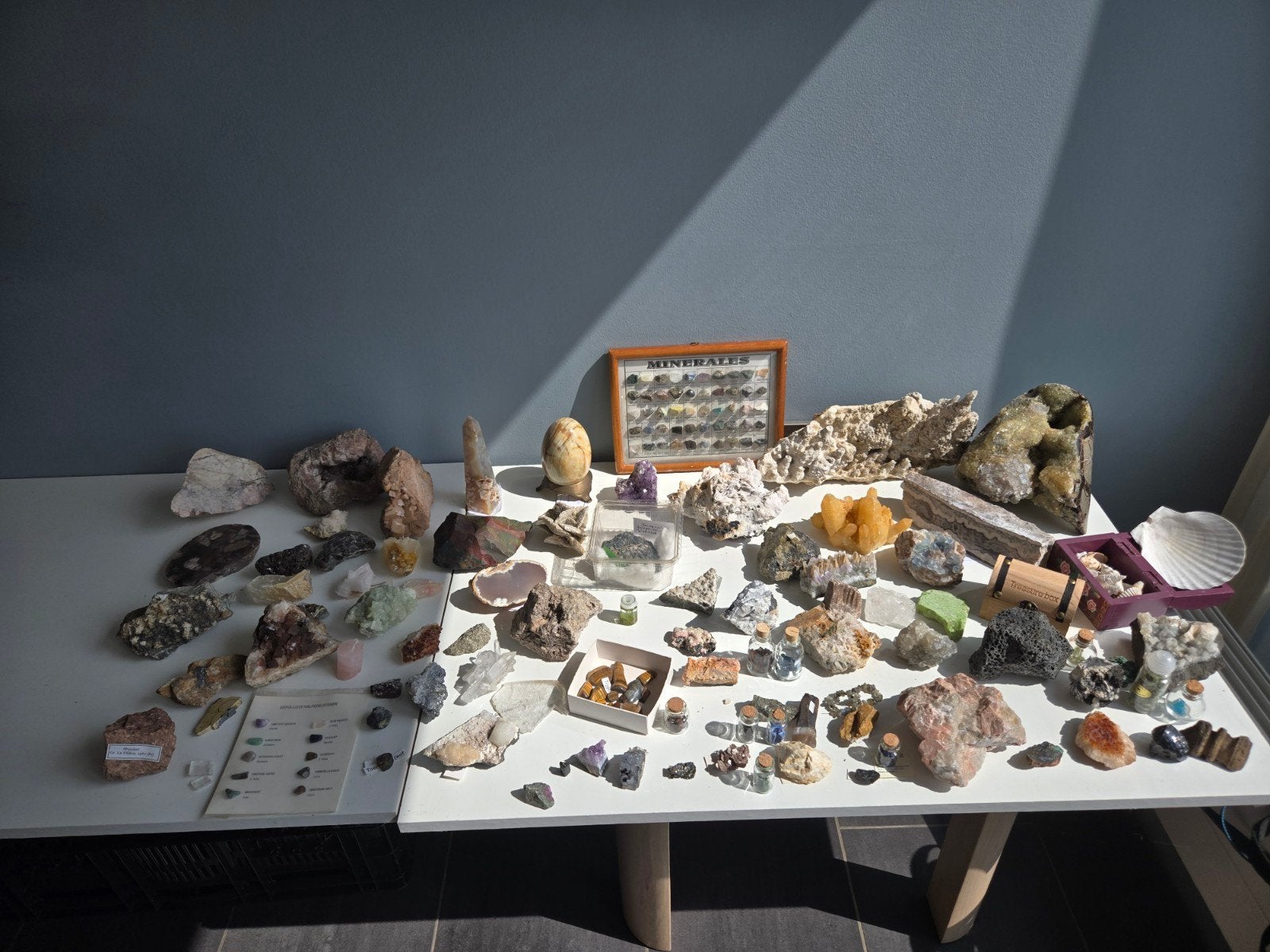 Verzameling mineralen, Ophalen