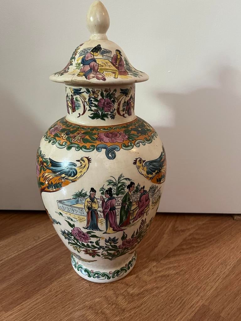 Decoratieve Chinese vaas met deksel, handgeschilderd, Ophalen