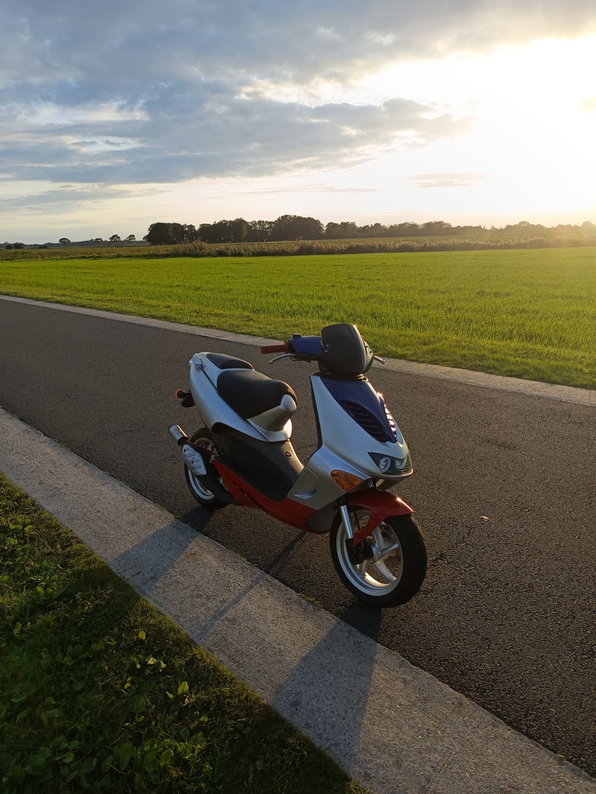 aprilia sr50 minarelli lc, Ophalen, Tweetakt, Gebruikt, Maximaal 45 km/u