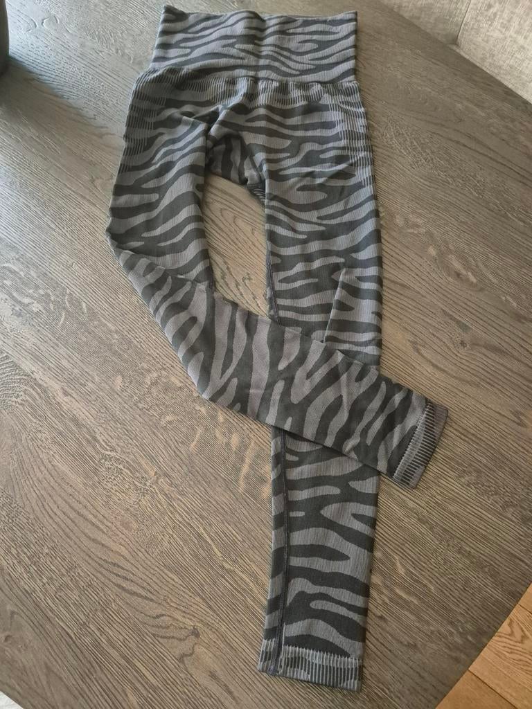 Dames Sport legging, Kleding | Dames, Leggings, Maillots en Panty's, Ophalen of Verzenden, Zo goed als nieuw, Zwart, Legging