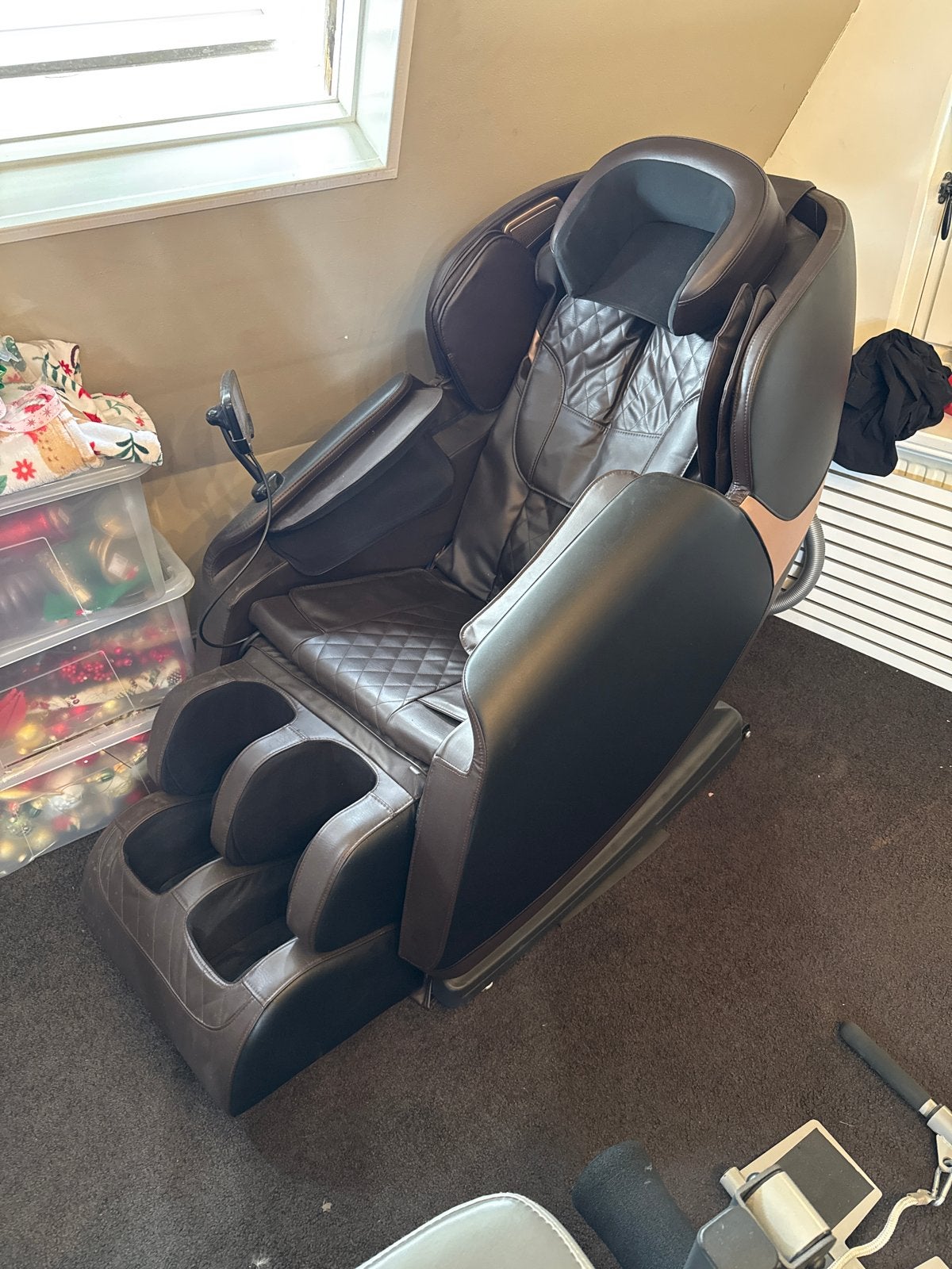 Luxe massagefauteuil - Zero Gravity  Ontspanning en comfort, Ophalen, Bruin, Leer, Zo goed als nieuw