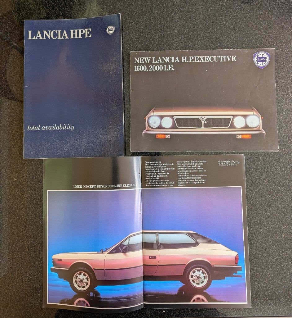 oude auto folders, Ophalen of Verzenden, Zo goed als nieuw, Algemeen