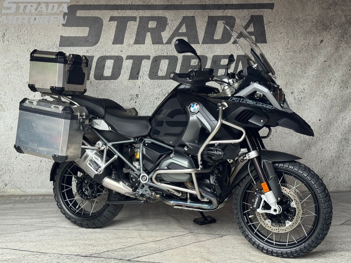 BMW R 1200 GS ADVENTURE TRIPLE BLACK (bj 2017), Motoren, Motoren | BMW, Bedrijf, Onbekend, Overig, Onbekend