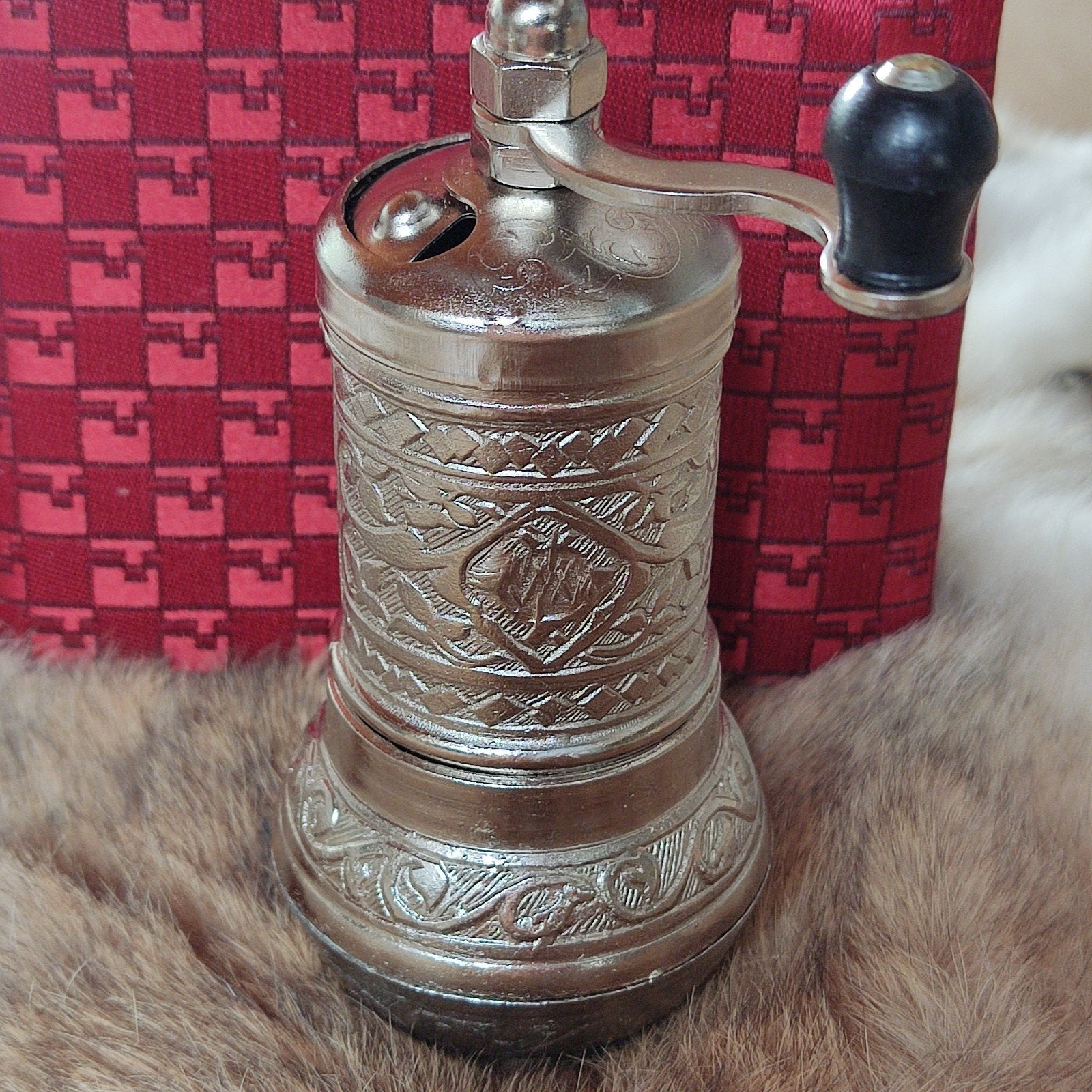 Zilverkleurige Turkse kruiden/pepermolen, Overige typen, Zilver, Ophalen of Verzenden, Zo goed als nieuw
