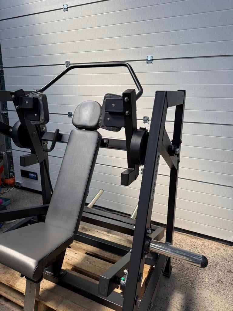 Newton Fitness pullover/ plate loaded/ Black/ uberzuge, Ophalen, Gebruikt, Overige typen, Cxu