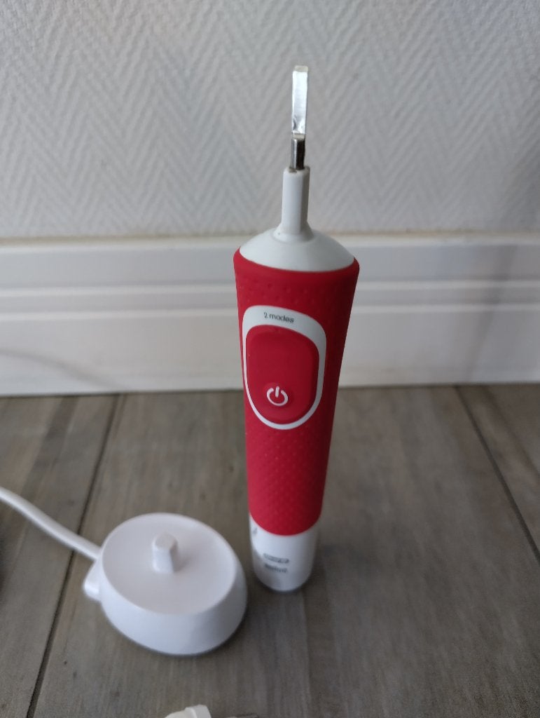 Electrische kinder tandenborstel, Ophalen, Zo goed als nieuw, Tandenborstel