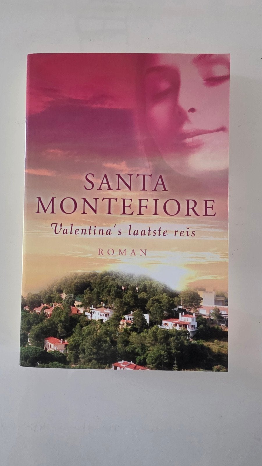 Santa Montefiore - Valentina's laatste reis, Ophalen of Verzenden, Zo goed als nieuw, Santa Montefiore