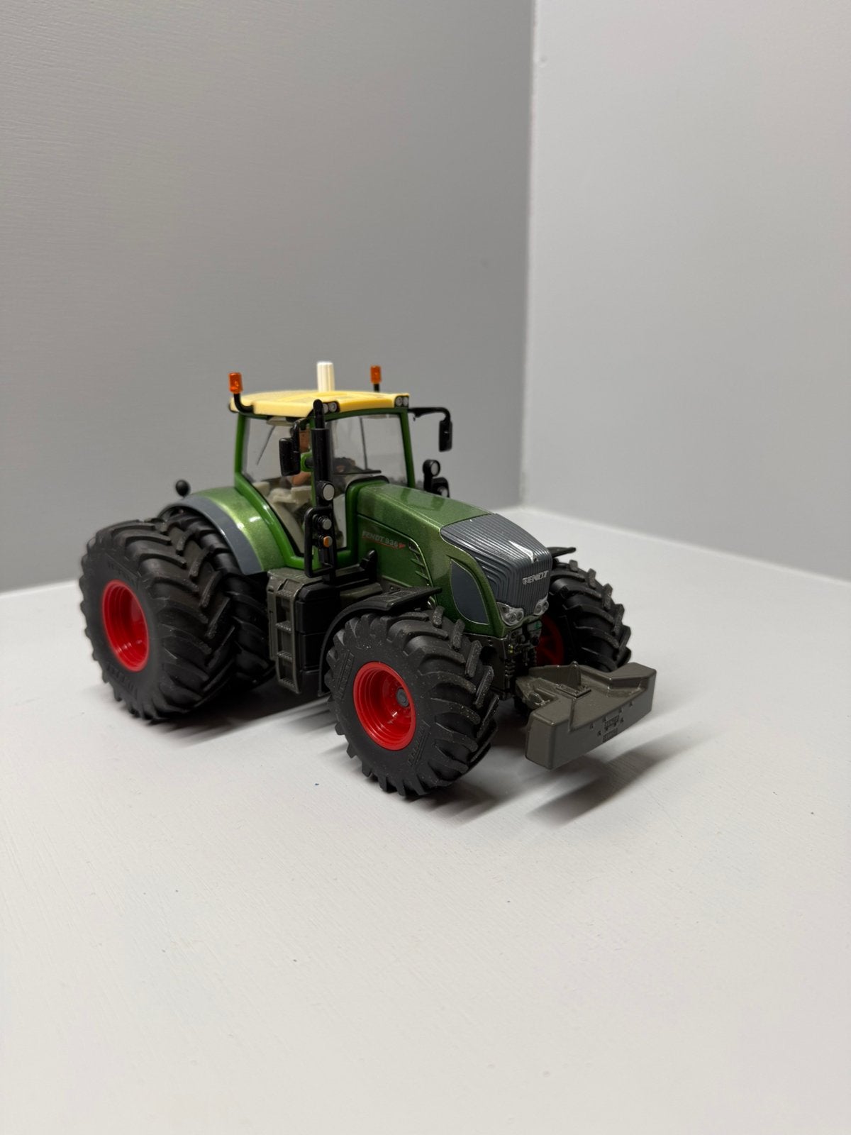 Siku fendt 936 vario metallic groen, Hobby en Vrije tijd, Modelauto's | 1:32, Ophalen of Verzenden, Gebruikt, Tractor of Landbouw
