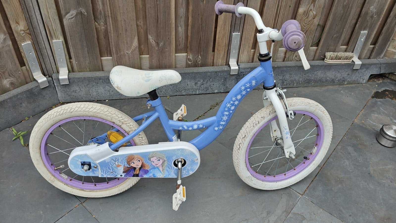 Frozen kinderfiets 16 inch - helemaal nagelopen!, Ophalen, Velgrem, Frozen, 16 tot 20 inch